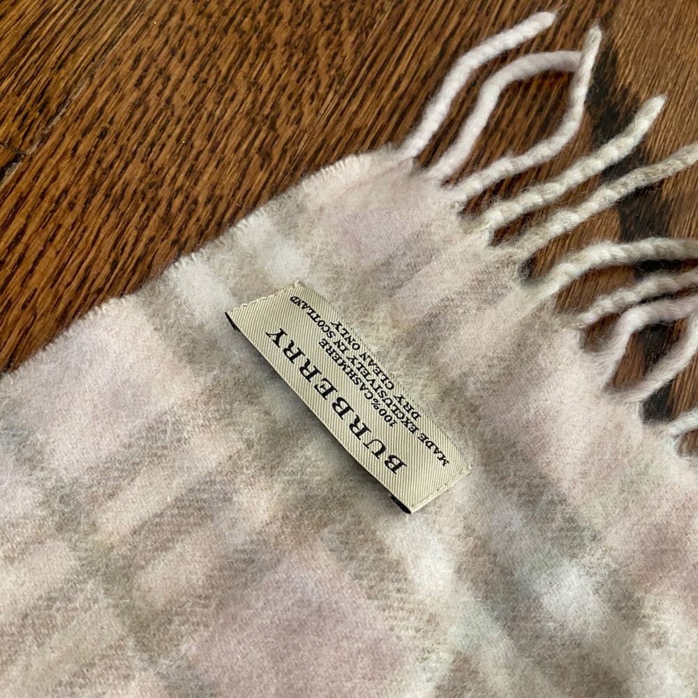 Light pink cashmere Burberry scarf!